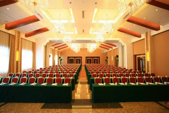 Gold Riverside Hotel