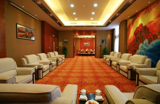 Gold Riverside Hotel