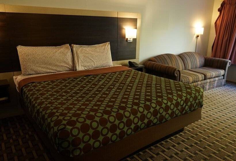 בית מלון כפרי Budget Host Inn Fridley