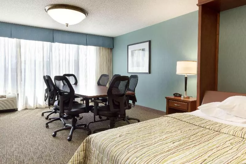 酒店 Drury Inn & Suites St Louis Southwest