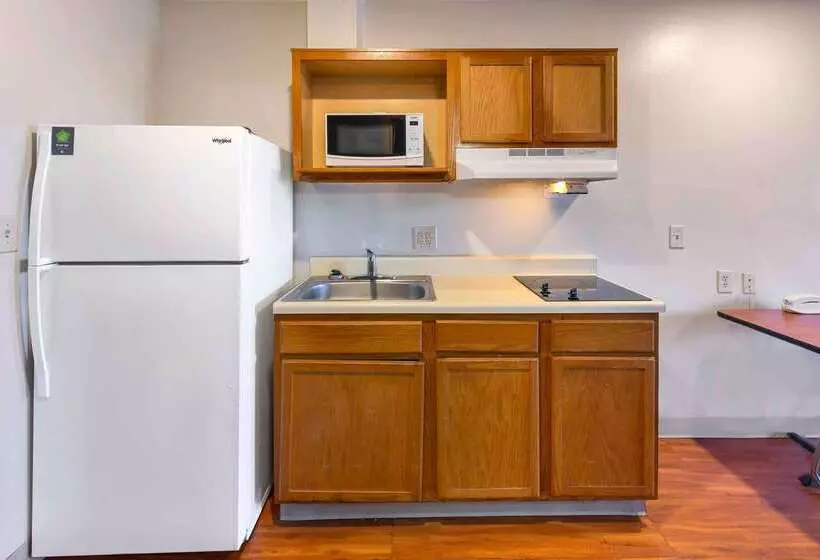هتل Extended Stay America Select Suites  Fayetteville  Fort Bragg