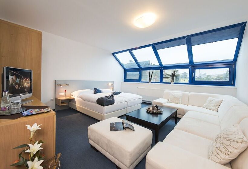 Hotel Felicity Garni