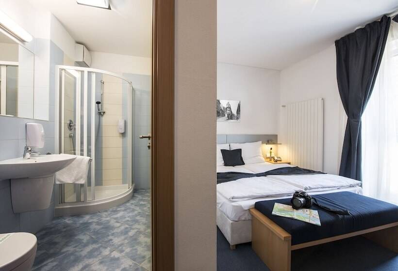 Hotel Felicity Garni