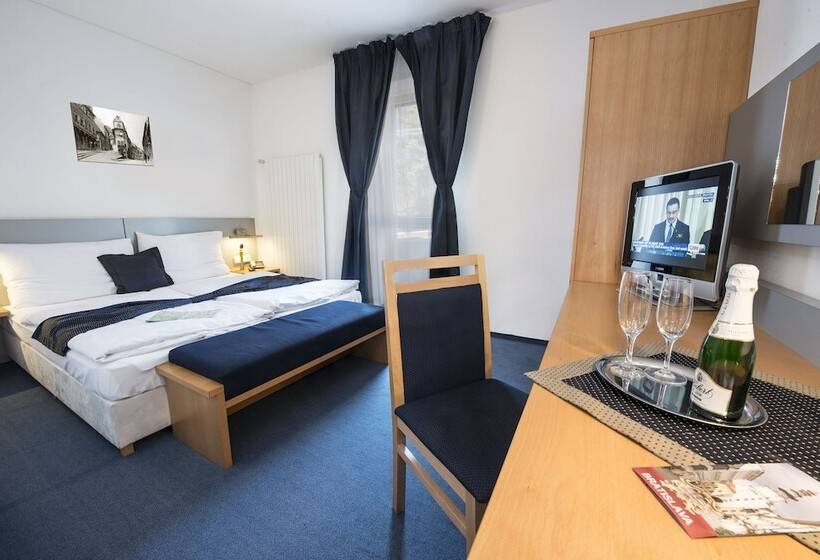 Hotel Felicity Garni