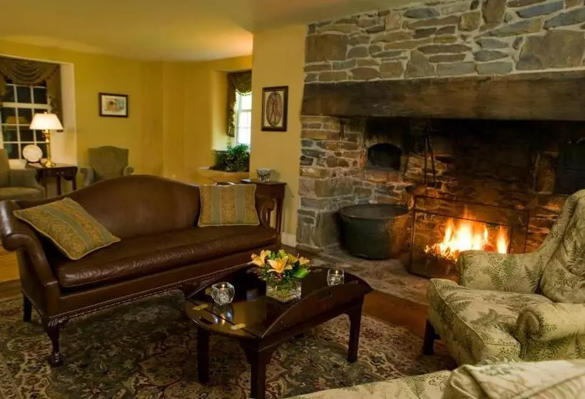 Отель Joseph Ambler Inn