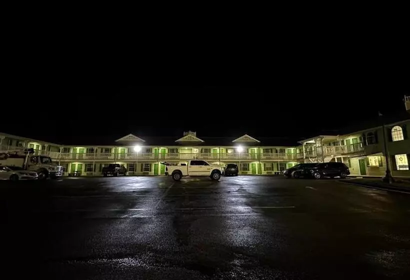 Отель Key West Inn Chatsworth