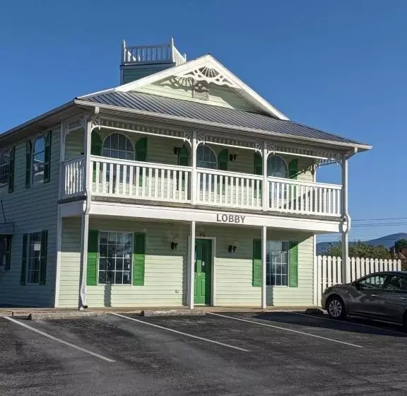 Отель Key West Inn Chatsworth