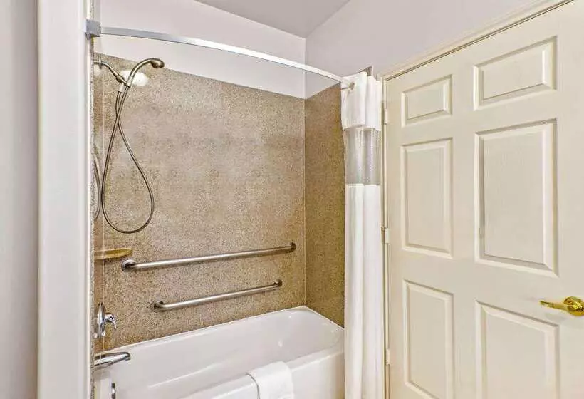 Hotelli La Quinta By Wyndham Deer Park