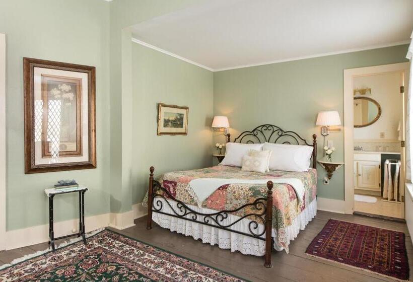 ホテル Mira Monte Inn & Suites