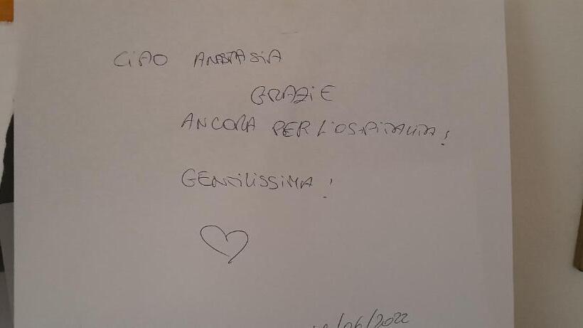 تختخواب و صبحانه Monstera Room Vicino Al Centro