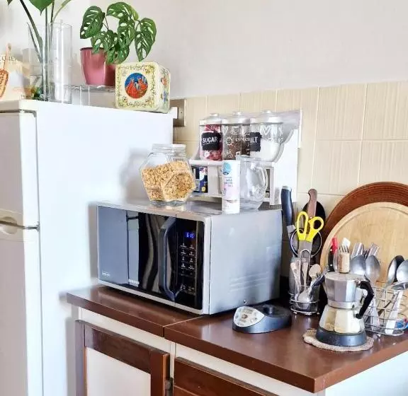 تختخواب و صبحانه Monstera Room Vicino Al Centro