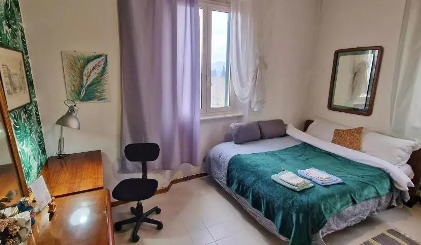 تختخواب و صبحانه Monstera Room Vicino Al Centro