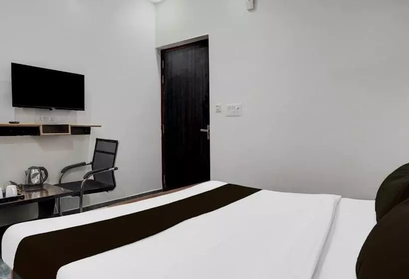 Super Hotel O Govind Nagar Near Krishan Janm Bhoomi Formerly Nidhivan Dham