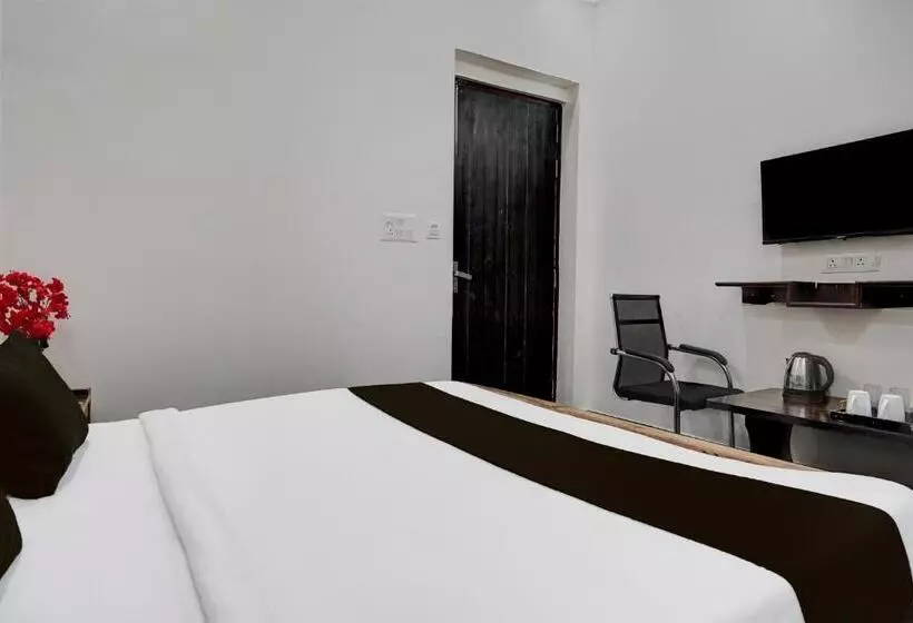 Super Hotel O Govind Nagar Near Krishan Janm Bhoomi Formerly Nidhivan Dham