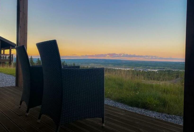 Peaceful Ski In Mountain Residence W/spectacular View