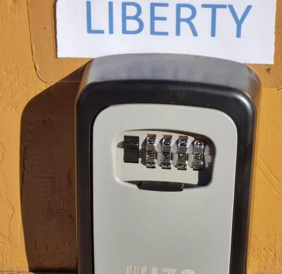 پانسیون Alloggio Liberty