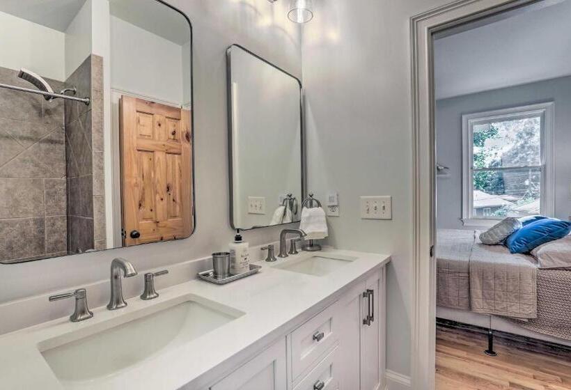 R Dawg House Walking Distance To Everything Athens