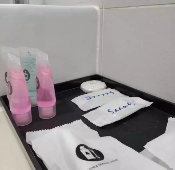 Hotelli Capital O 90614 Cvia Ummul