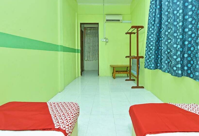 Hôtel Oyo 90601 Sabacraft & Lodge