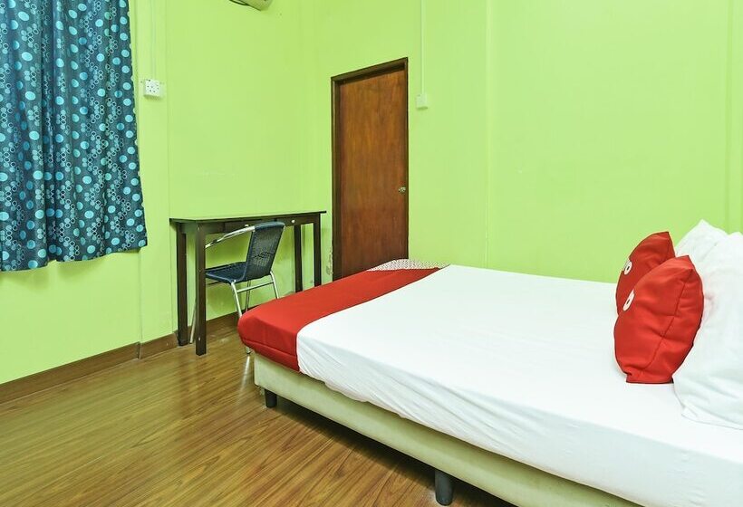 Hôtel Oyo 90601 Sabacraft & Lodge