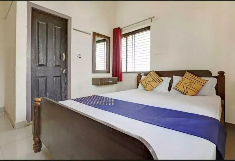 ホテル Spot On 93446 Mohith Lodge