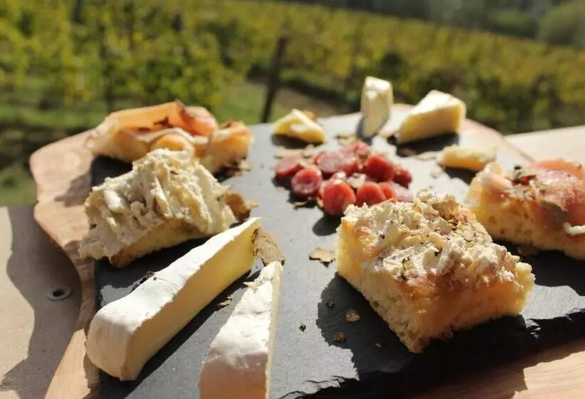 هتل Tenuta Cascina Marenco
