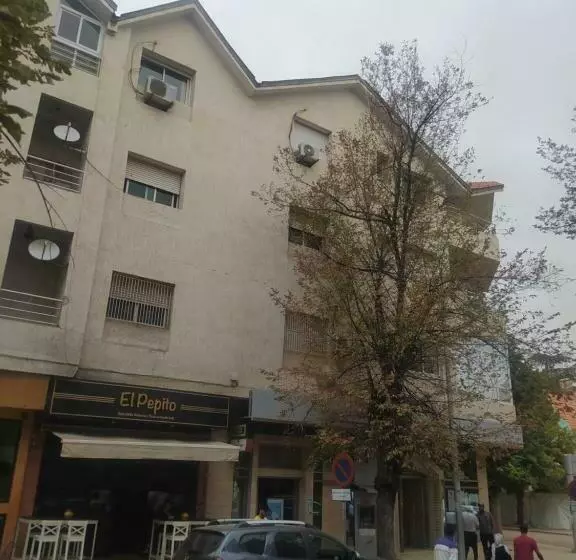 N12 Residence Alakhawayn Pour Famille