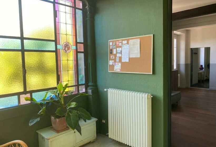 膳宿费 Oste Al Numero 22 Royal Blue