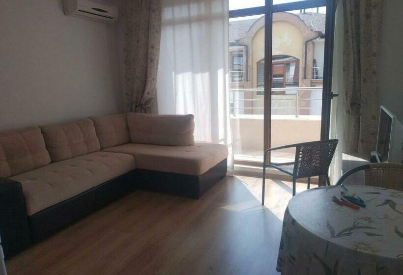 Casa Del Mar Apartment