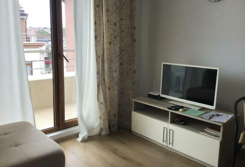 Casa Del Mar Apartment