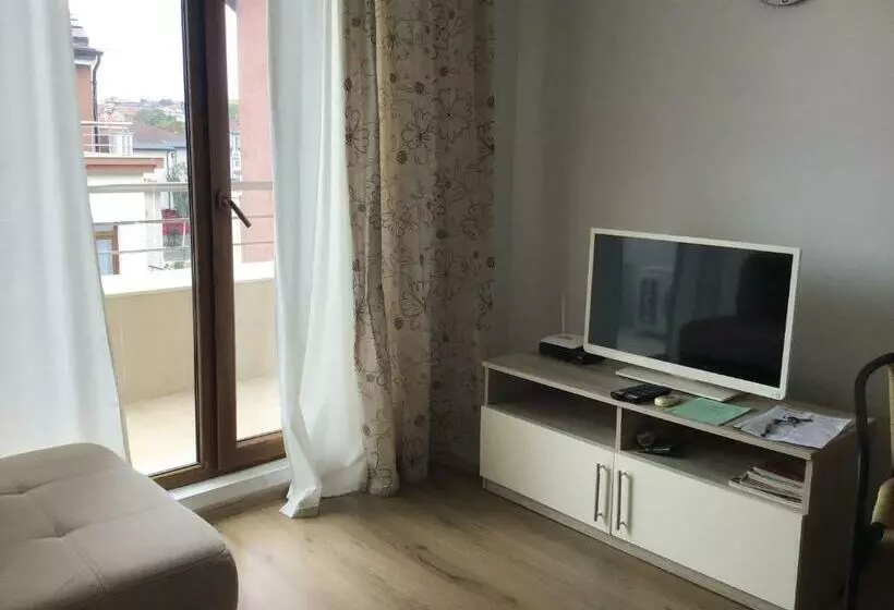 Casa Del Mar Apartment