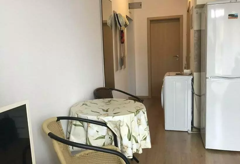 Casa Del Mar Apartment