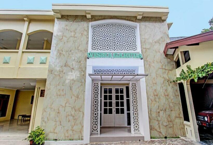 Отель Wisma Garuda Syariah Condoongcatur Mitra Reddoorz