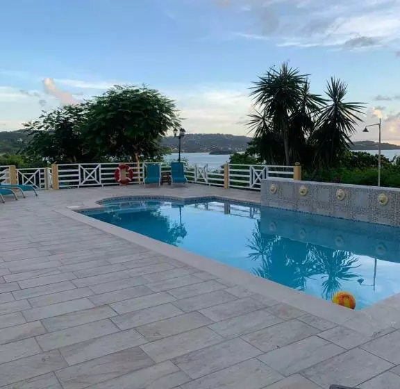 Kay Nou Apartments
