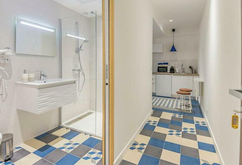 Nice 21 M Brand New In The Hypercenter