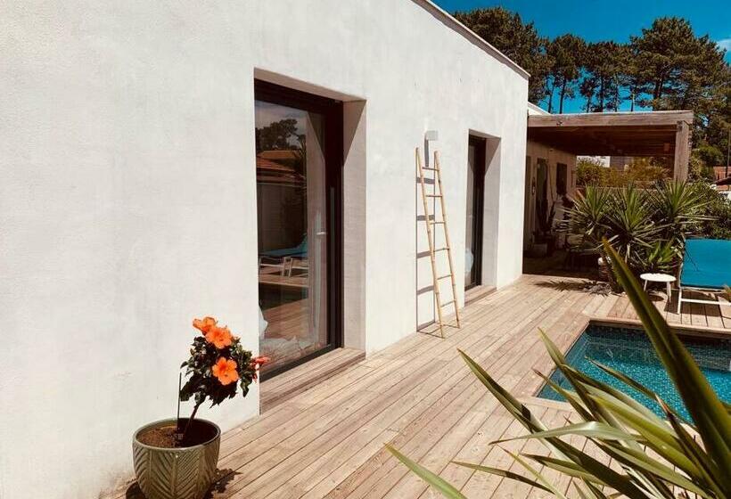 Villa Dali + 3 Chambres + Piscine + 800m Plage. Unique