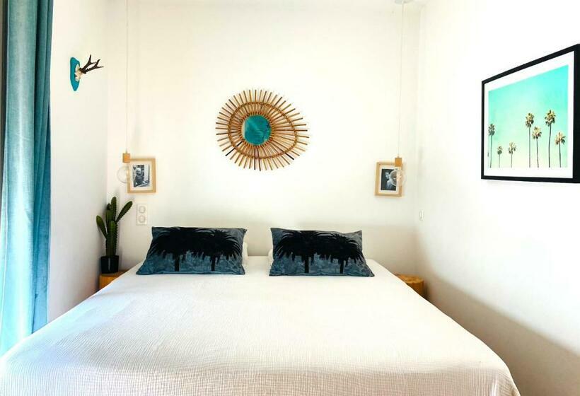 Villa Dali + 3 Chambres + Piscine + 800m Plage. Unique