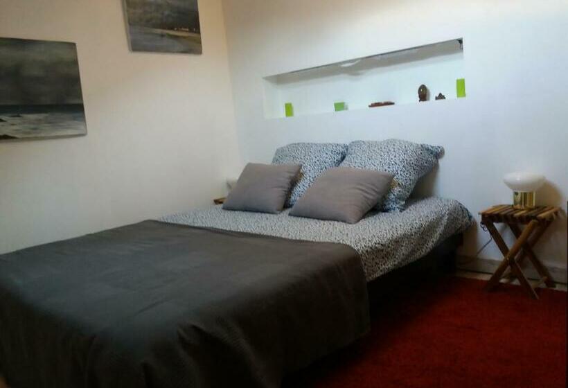 3 Chambres Kitchenette Parking Option Piscine