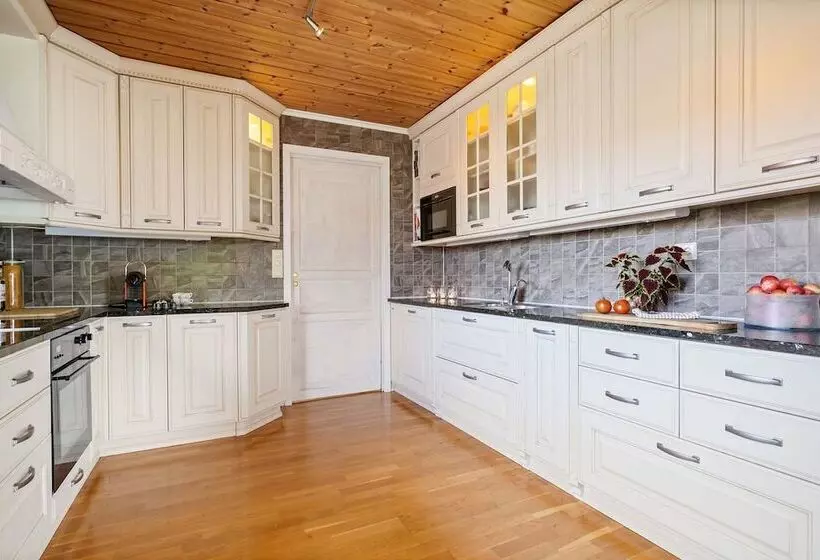 Aamiaismajoitus (B&B) Klara