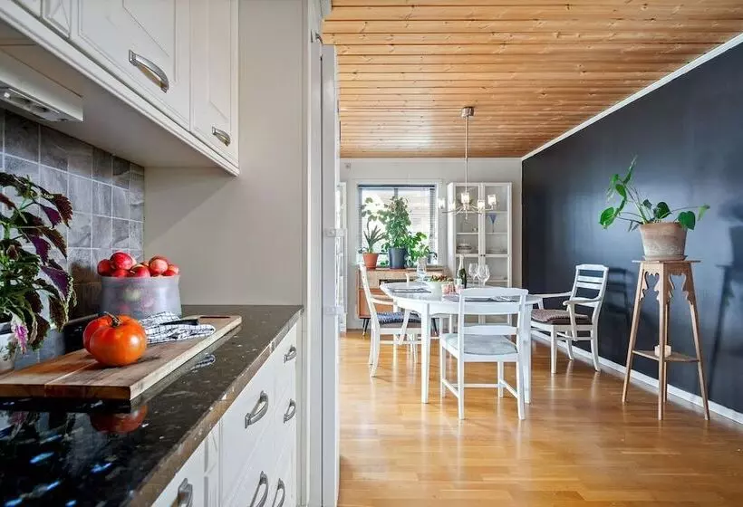 Aamiaismajoitus (B&B) Klara