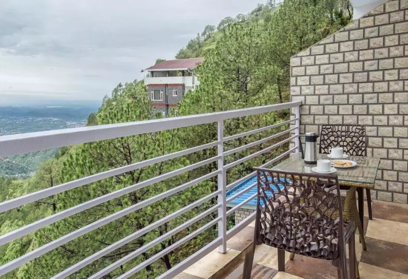 ベッドアンドブレックファースト Lake View Kasauli Cottage