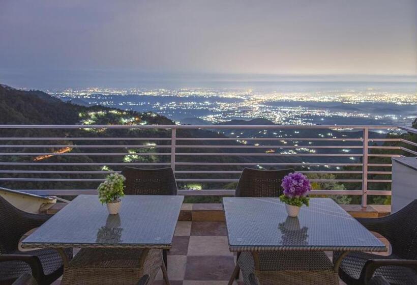 Bed and Breakfast Lake View Kasauli Cottage