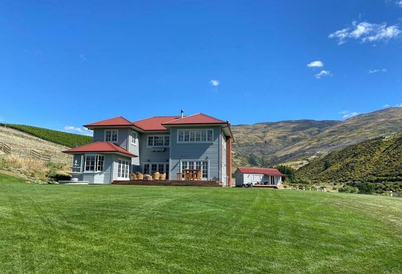 צימר Rose Creek Cottage