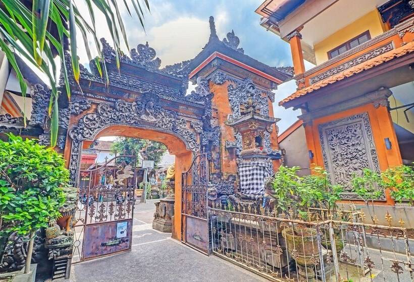 호텔 Oyo 91610 Batukaru Garden