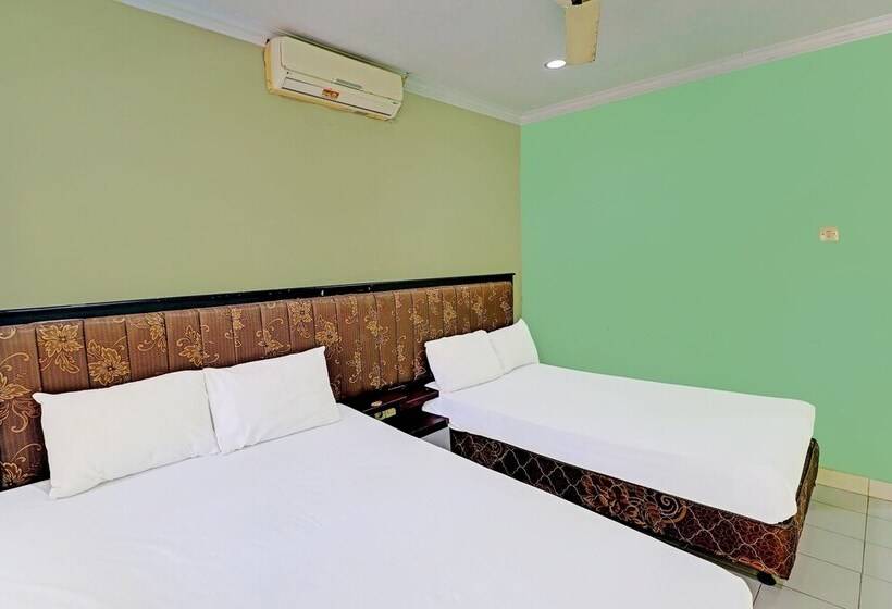 호텔 Oyo 91610 Batukaru Garden