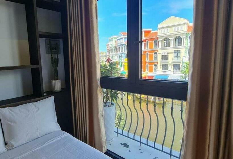 Lucky Phu Quoc Riverside Hotel Grand World