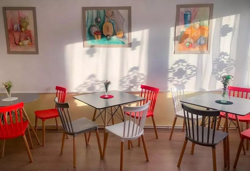 پانسیون Unoyan Guest House