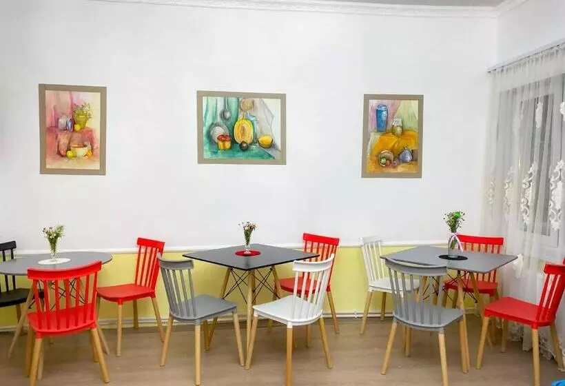 پانسیون Unoyan Guest House
