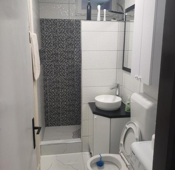 Stan Na Dan Uz Mogućnost Rentanja Vozila