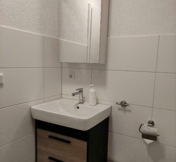 2 Zimmerwohnung In Bietingen